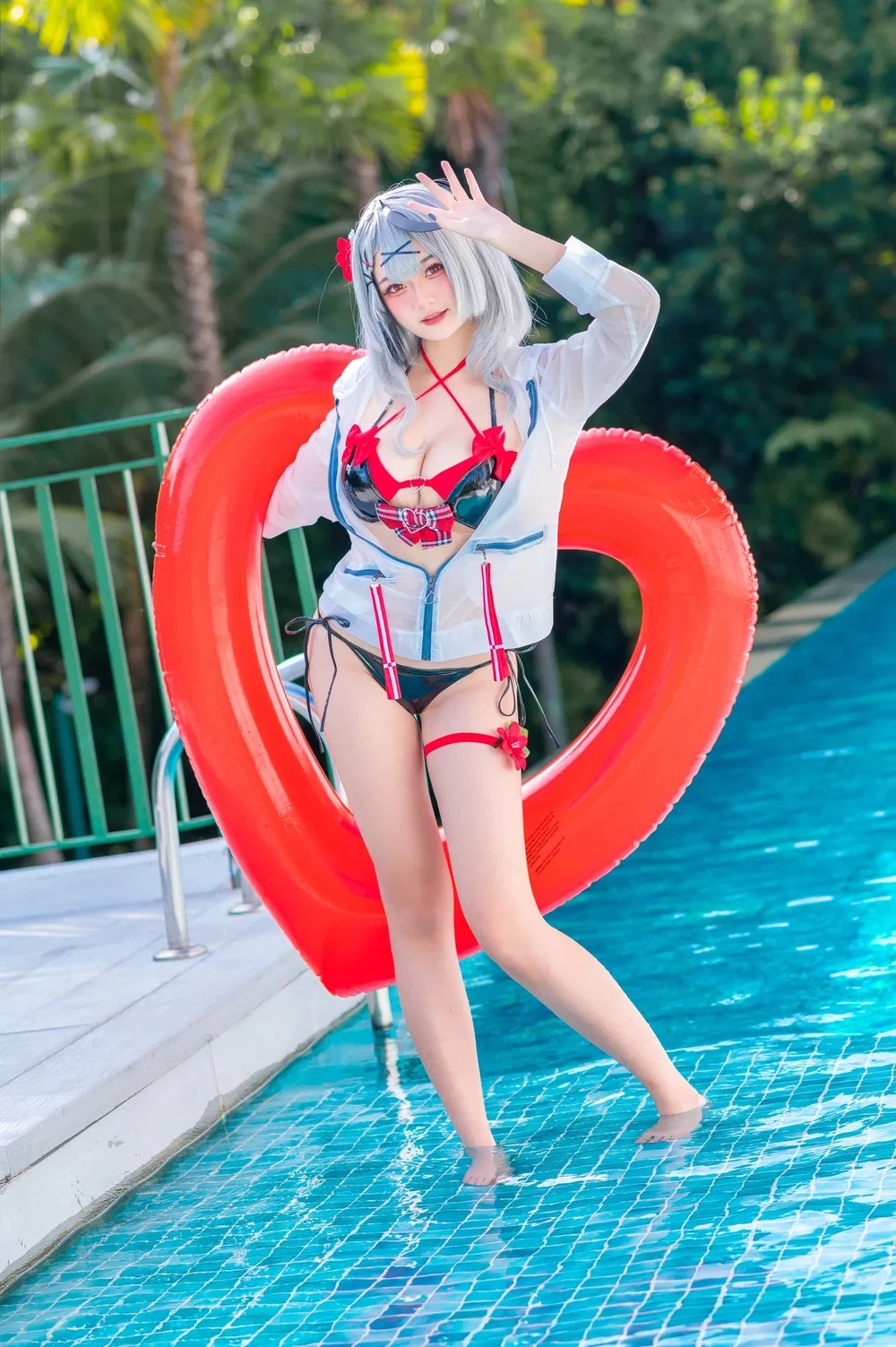 รูป18+ : อะนิเมะคอสเพลย์ในตัวละคร Chloe ของสาวสวย